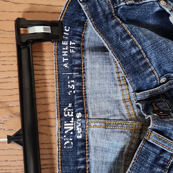 Denizen Levi's Athletic Fit Jeans Size Men's 32/30 - Picture 7 of 9